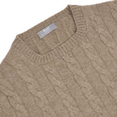 Bowhill Scottish Cashmere Cable Knit Jumper In Stoneage Beige