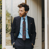 Paisley Medallion Fine Wool Tie in Wine
