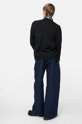 Crewneck Bow Logo Cardigan