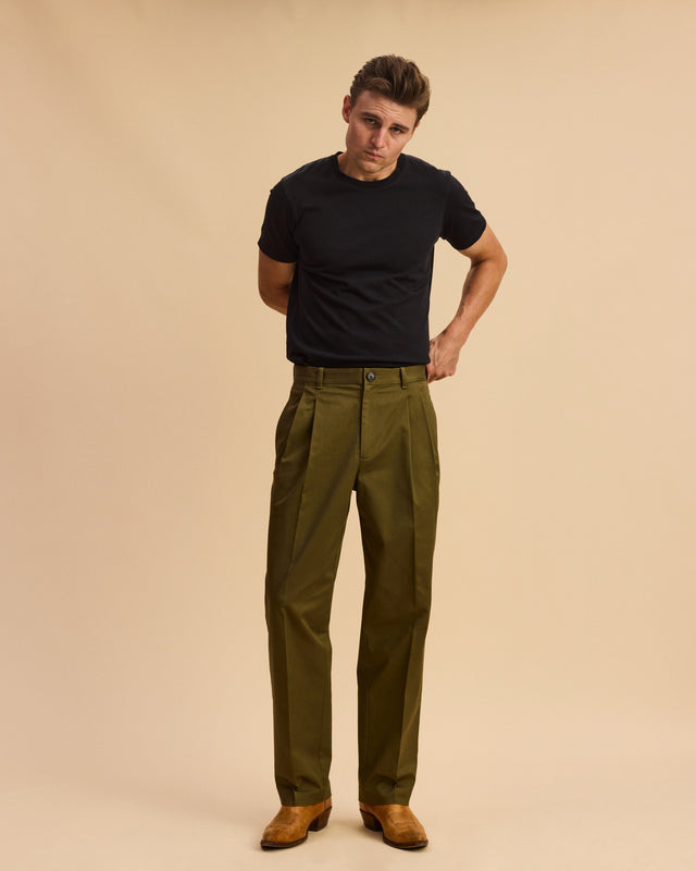Theodore Pleated Trouser