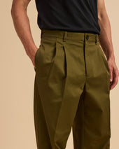 Theodore Pleated Trouser