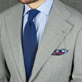 Crunchy Silk Knit Tie Light