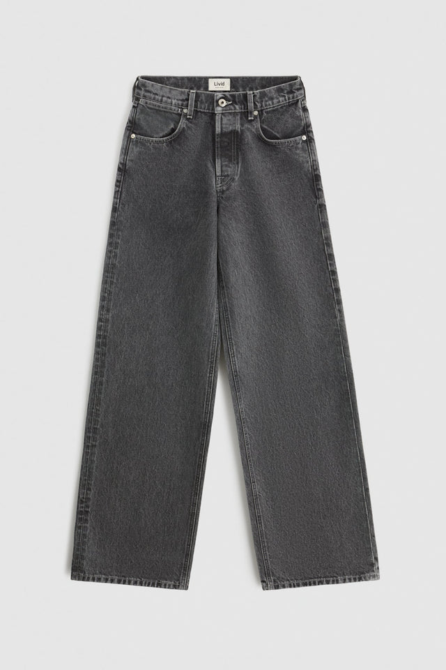 Beth Japan Gravel