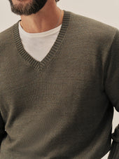 Coastal Pine Biella Linen Wool V-Neck