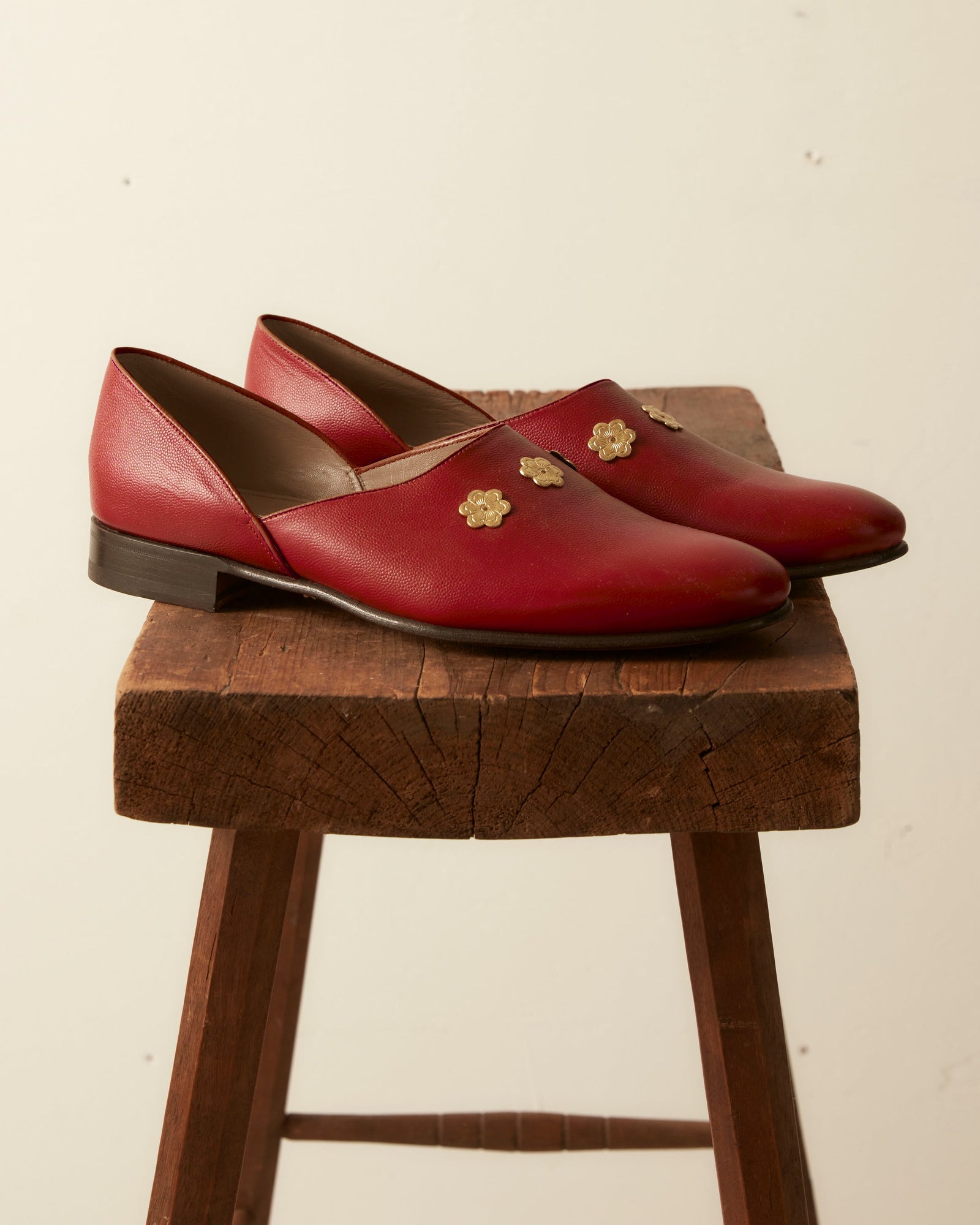 Flower Appenzeller House Shoes Red