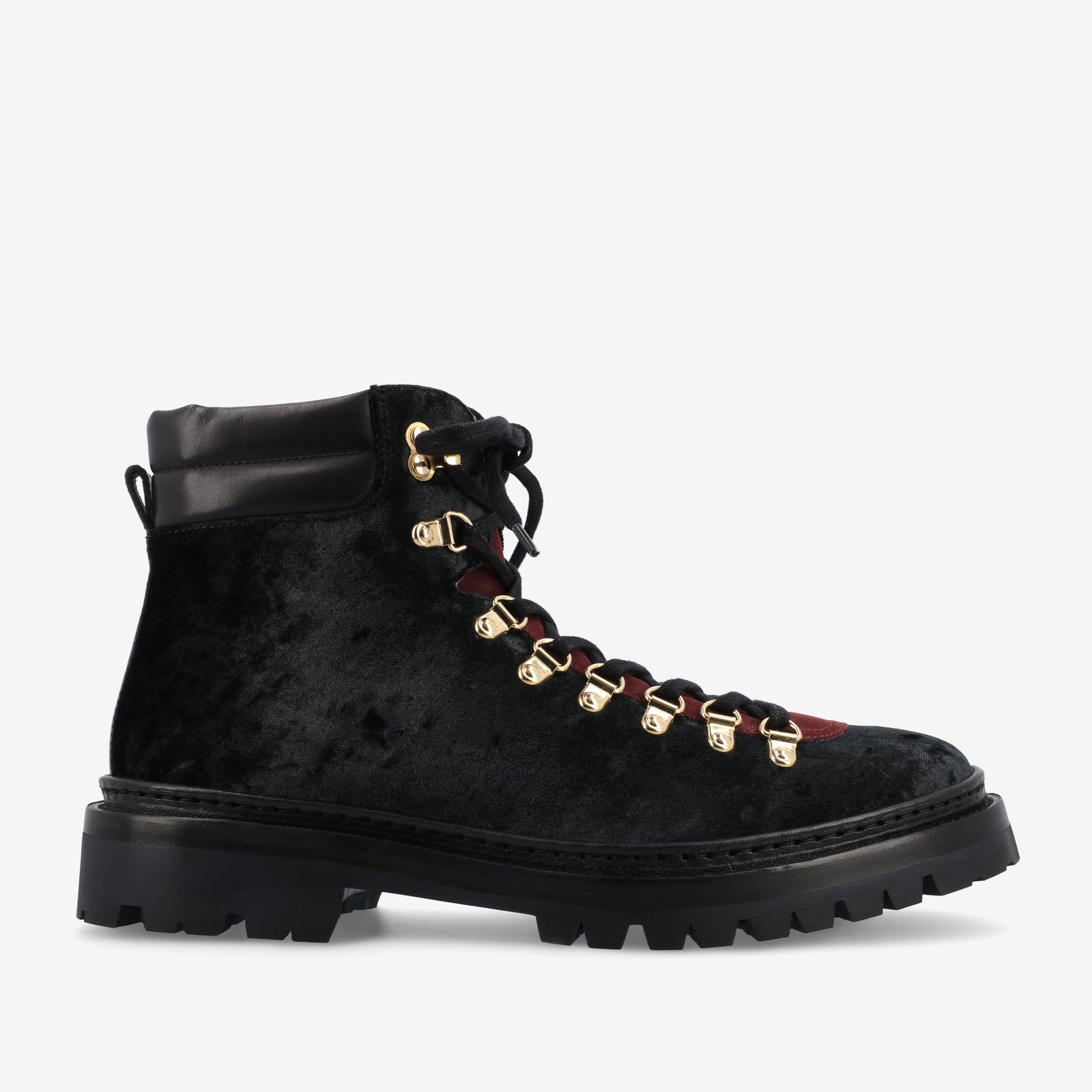 The Viking Boot In Velour