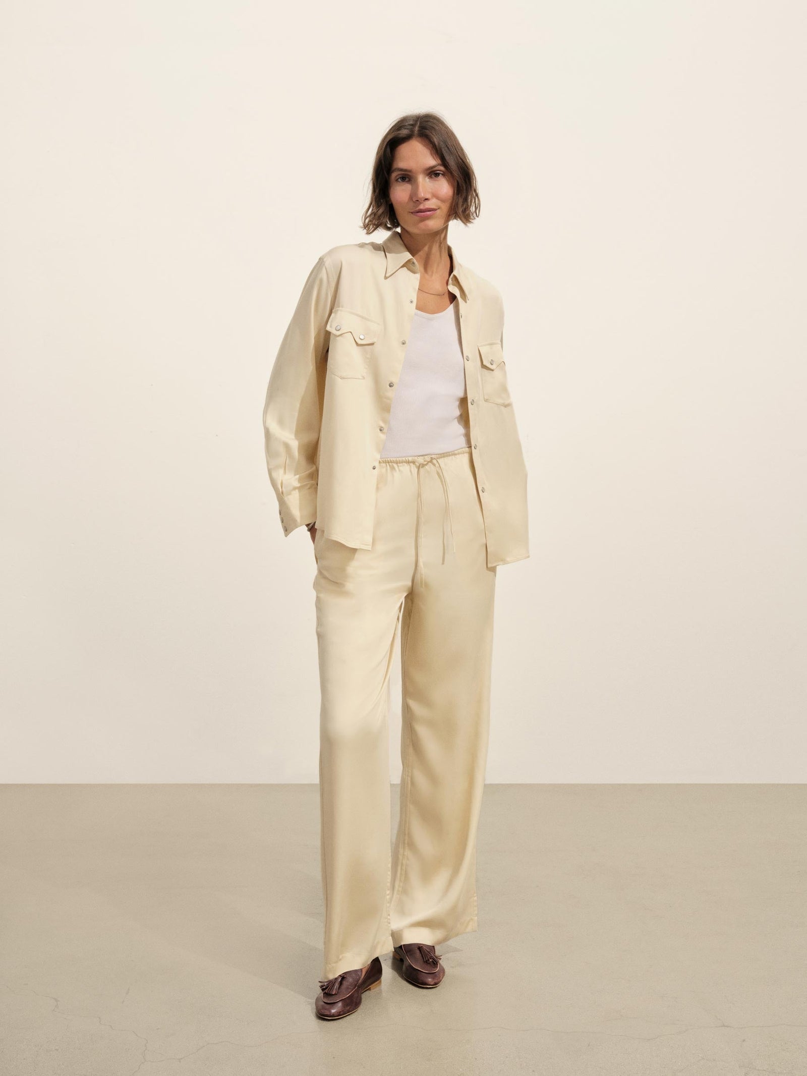 Oyster Duskdream Satin Pull-On Pant