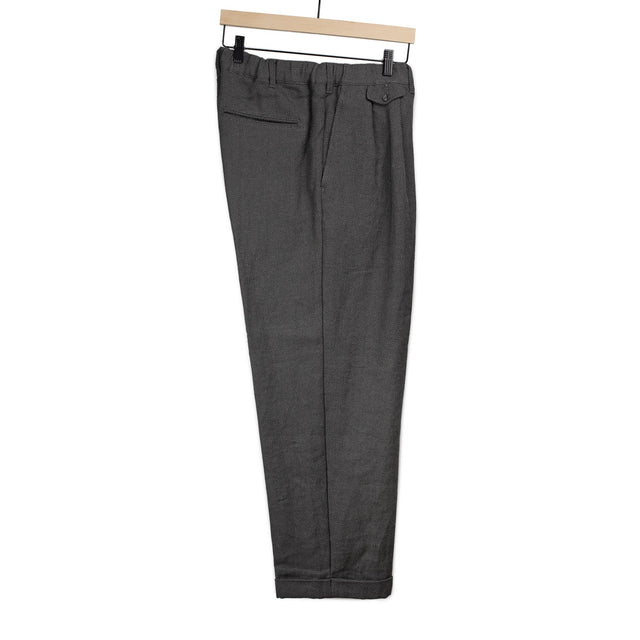 Pleated easy pants in dark grey linen and cotton basketweave canvas