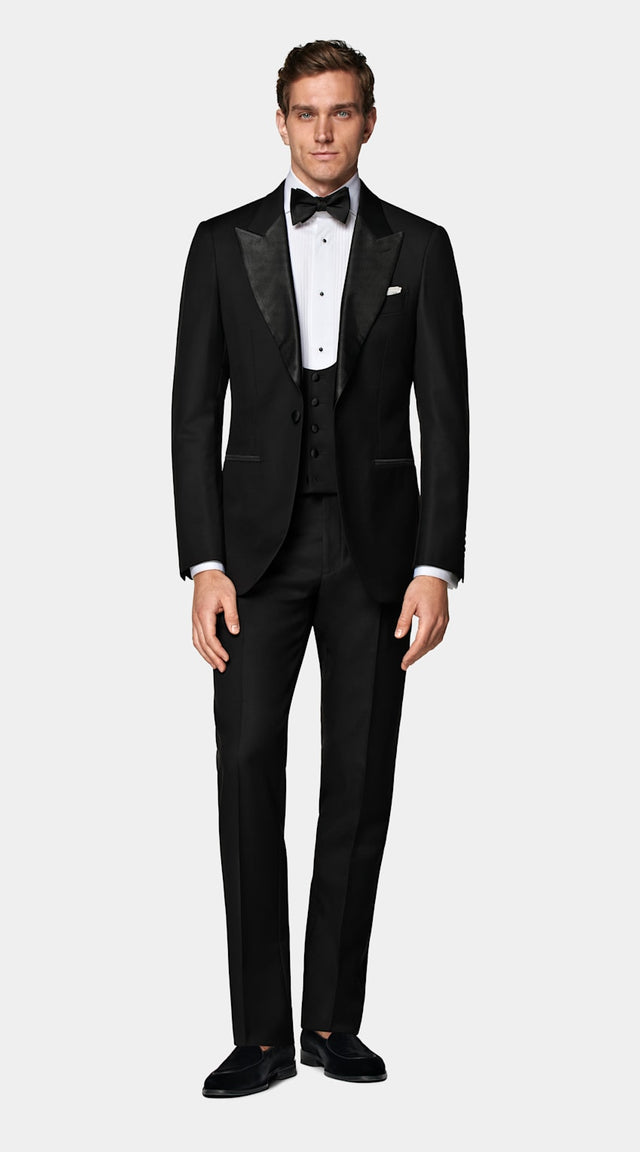 Black Three-Piece Tailored Fit Lazio Tuxedo