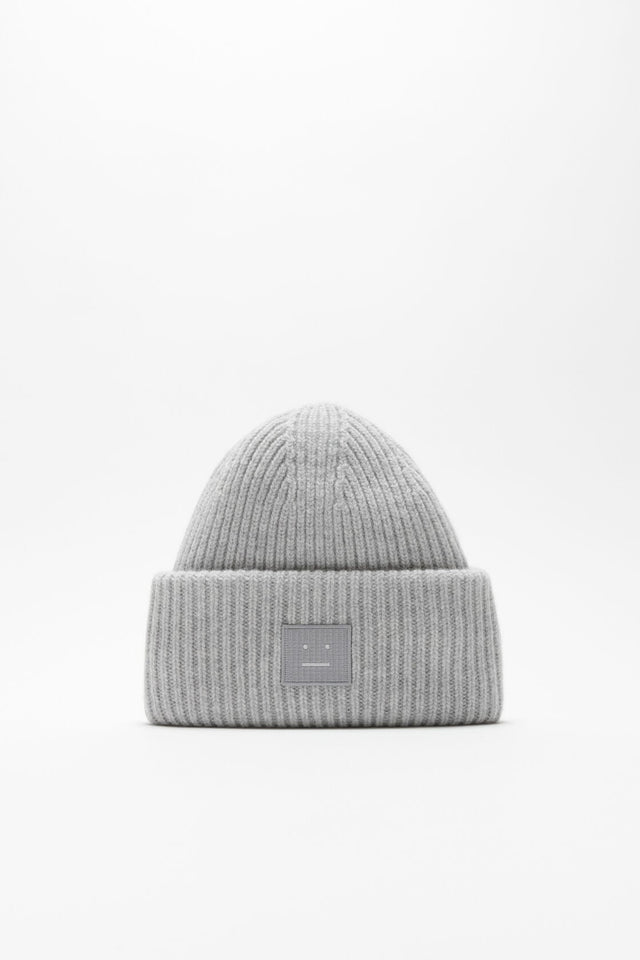 Large face logo beanie