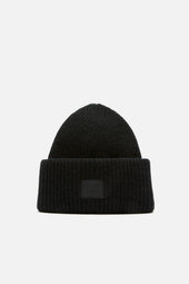Large Face Logo Beanie Yak