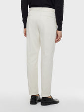 Pantalone Carrot Fit In Cotone Panna