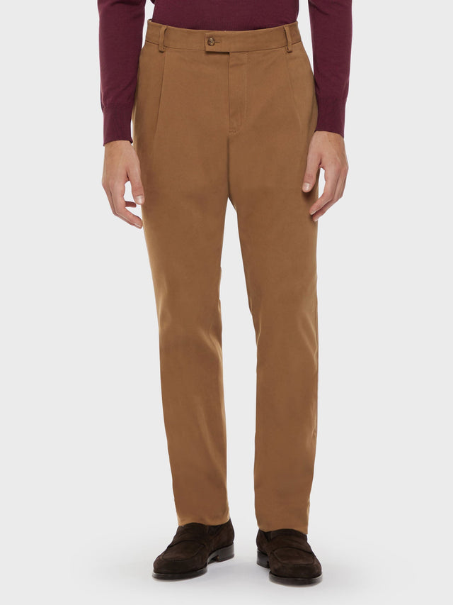 Pantalone in cotone stretch color cammello
