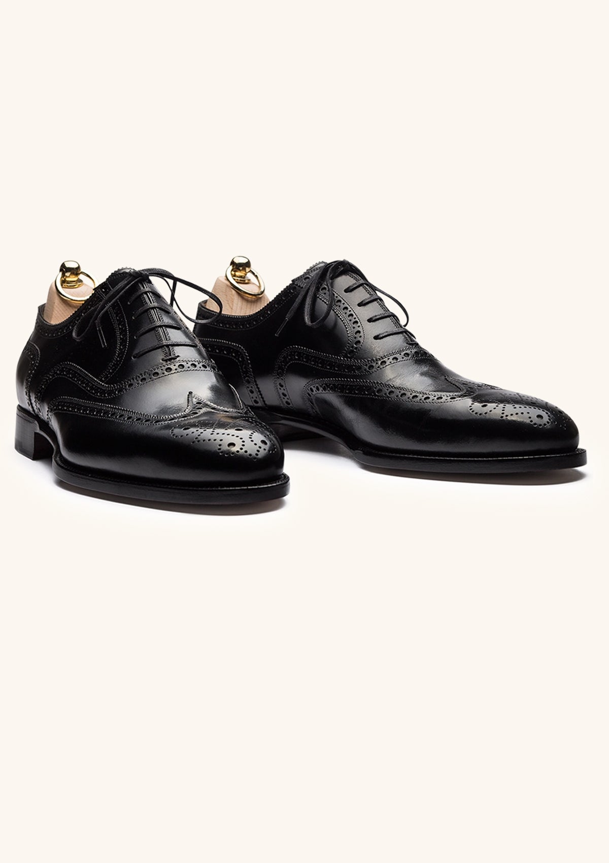 Wingtip Oxfords With Medallion