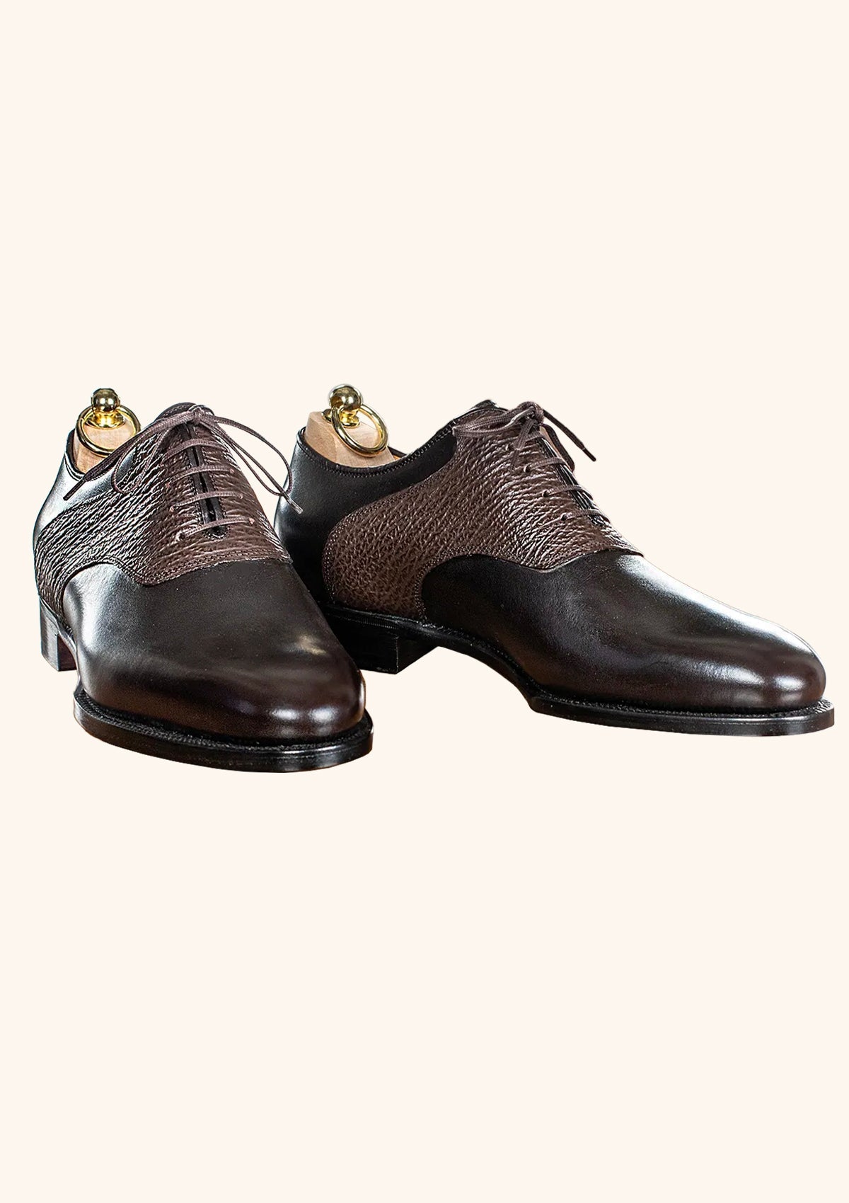Dark Brown Oxford With Shark Saddle