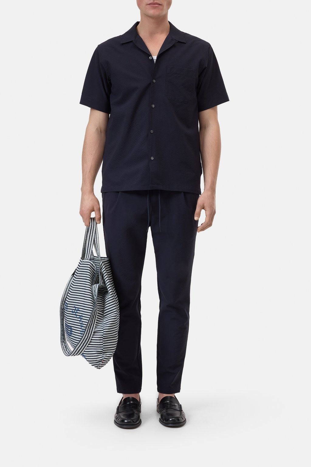 Short-sleeve seersucker shirt | Closed