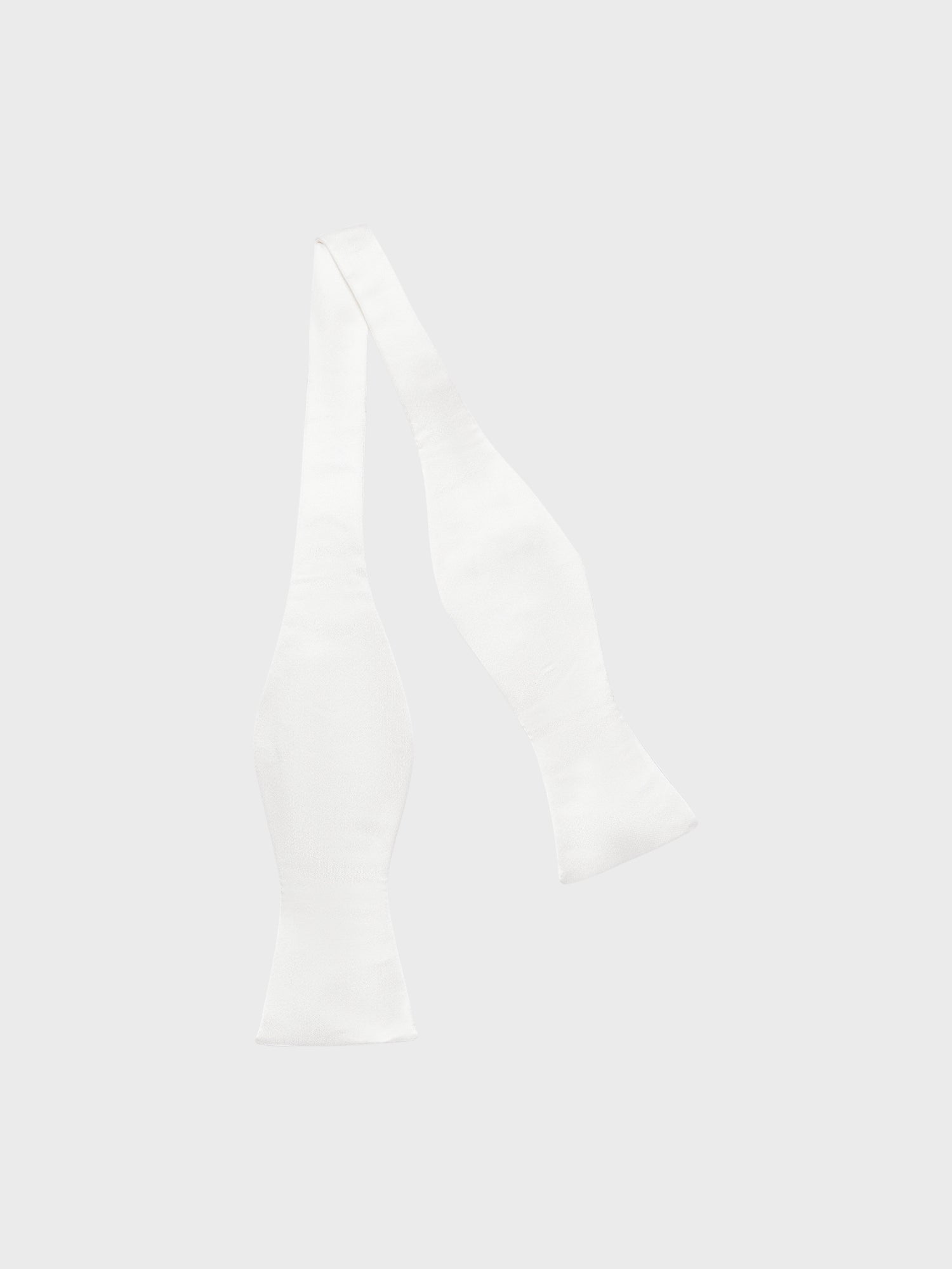 Papillon Da Annodare In Seta Bianco