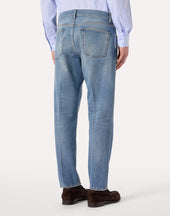 Jeans Blu In Con Fondo Asciutto