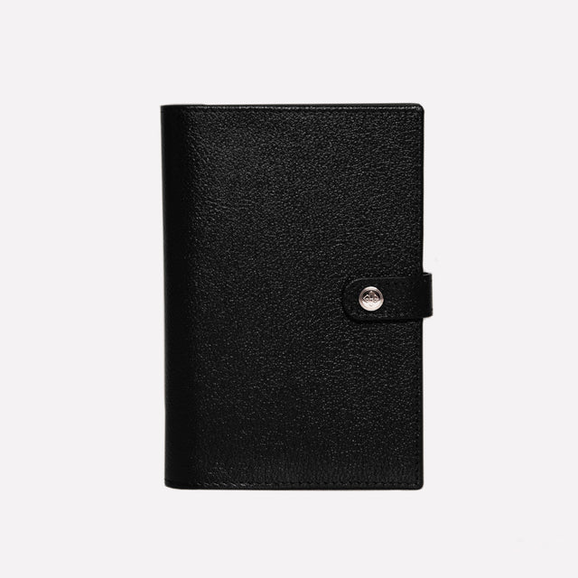 Capra AirTag Passport Case