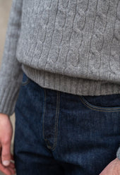 LAMBSWOOL CABLE KNIT CREW NECK JUMPER GREY