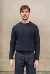 LAMBSWOOL CABLE KNIT CREW NECK JUMPER MIDNIGHT BLUE