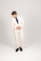 Single Breasted Peak Lapel Suit In Wool Linen
