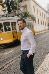 Button Down Collar Shirt In Seersucker