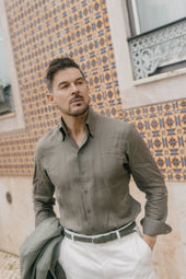 One Piece Collar Shirt In Green Linen