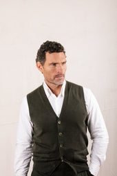 Cashmere Sleeveless Cardigan In Green