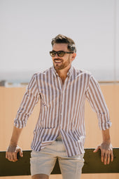 Button Down Shirt In Wide Stripe