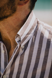 Button Down Shirt In Wide Stripe