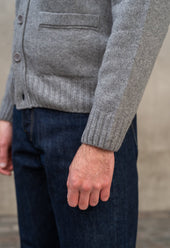 LAMBSWOOL 5 BUTTON CARDIGAN GREY