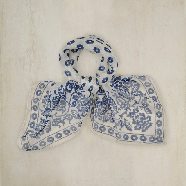 Cashmere And Silk Geometric Provence Neckerchief In Denim