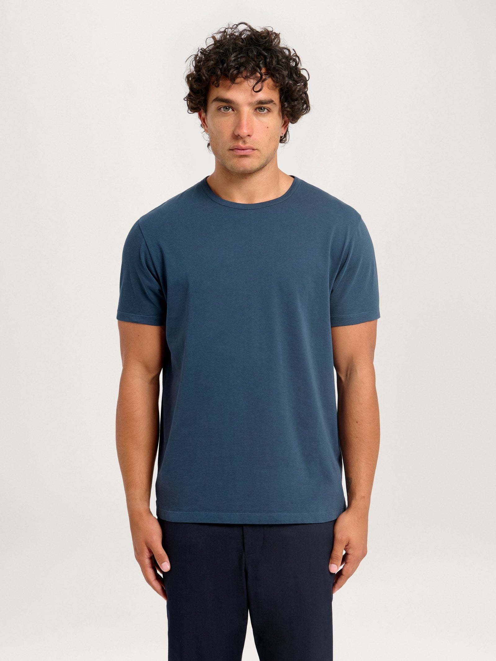 The Classic Tee Pebble Organic Cotton