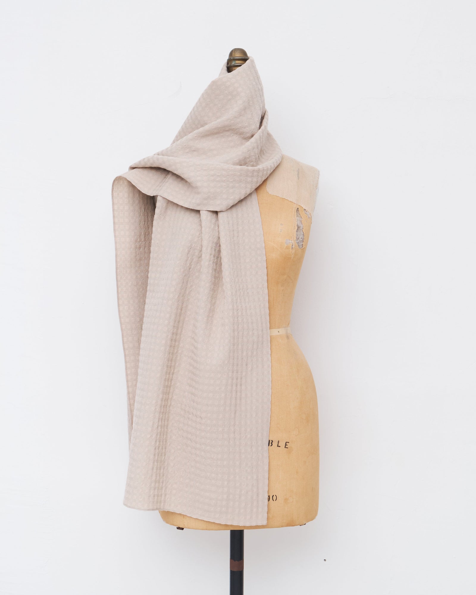 Scarf Textured Beige Plaid