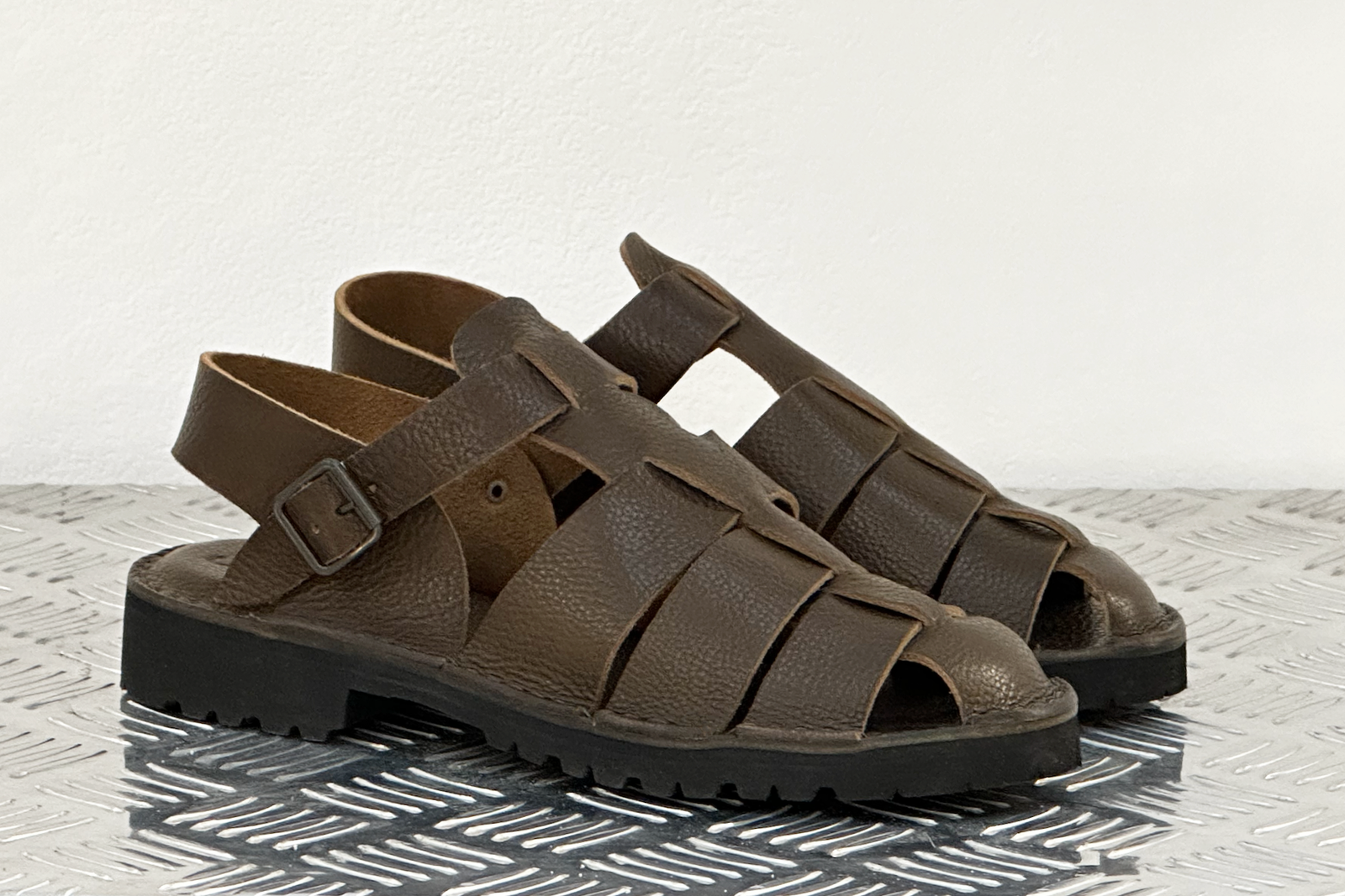 D034 Sandals