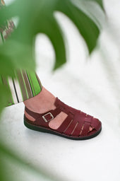 D038 Sandals