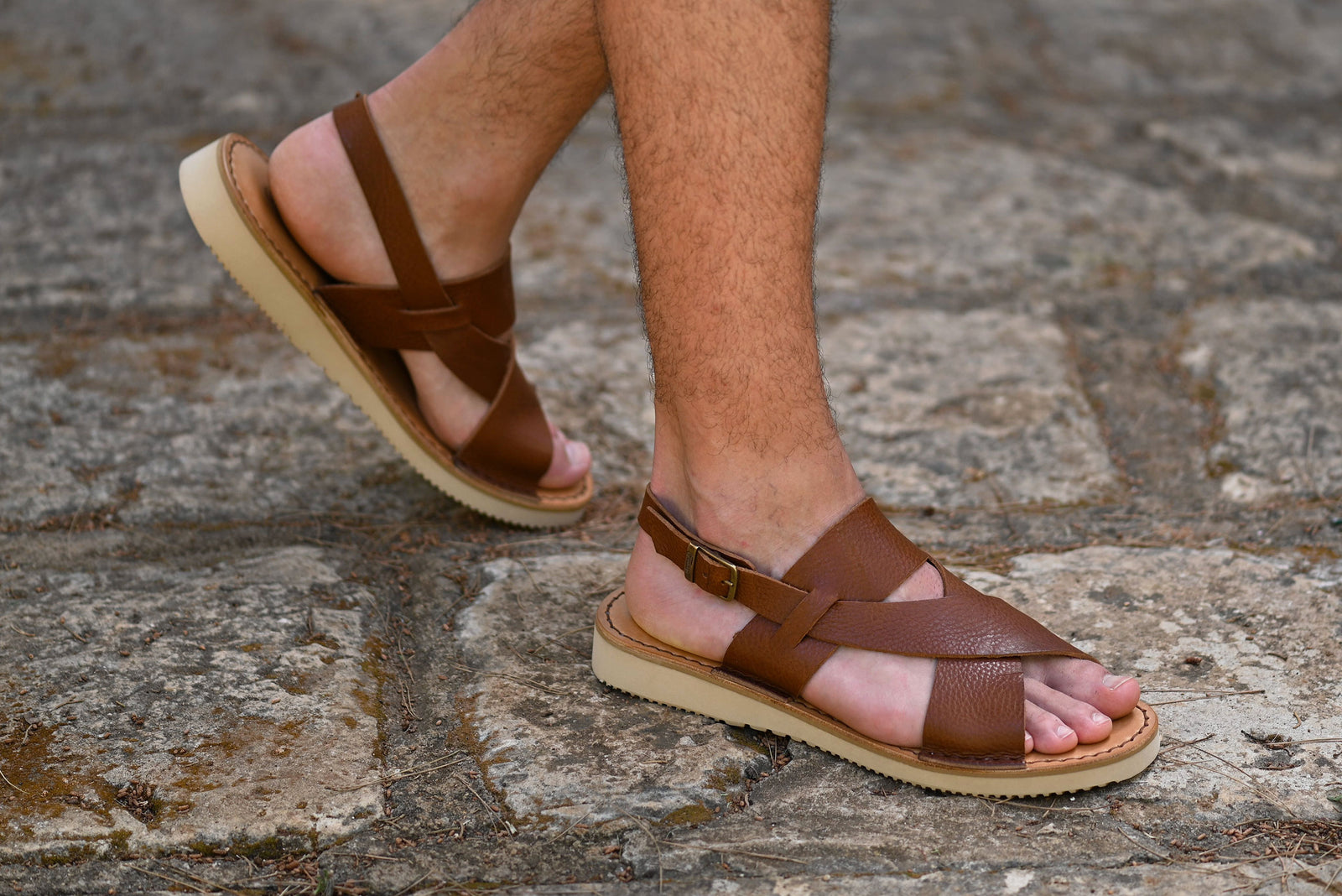 D173 Sandals