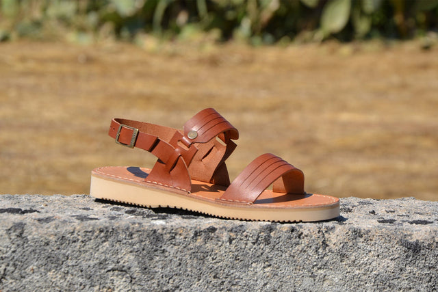 D174 Brown Sandals