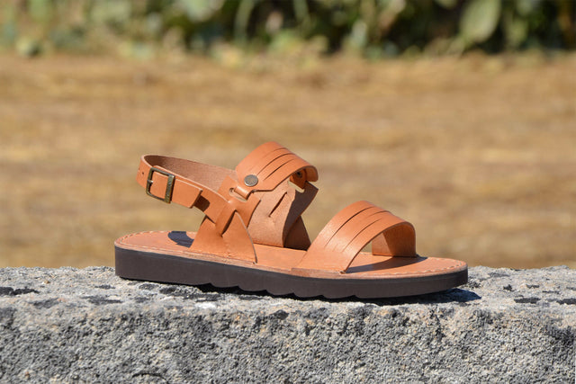 D174 Tan Sandals