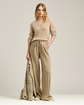 V-NECK OPENWORK SWEATER IN CASHMERE AND SILK BEIGE