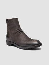 Diary 008 Grey Leather Zipped Boots