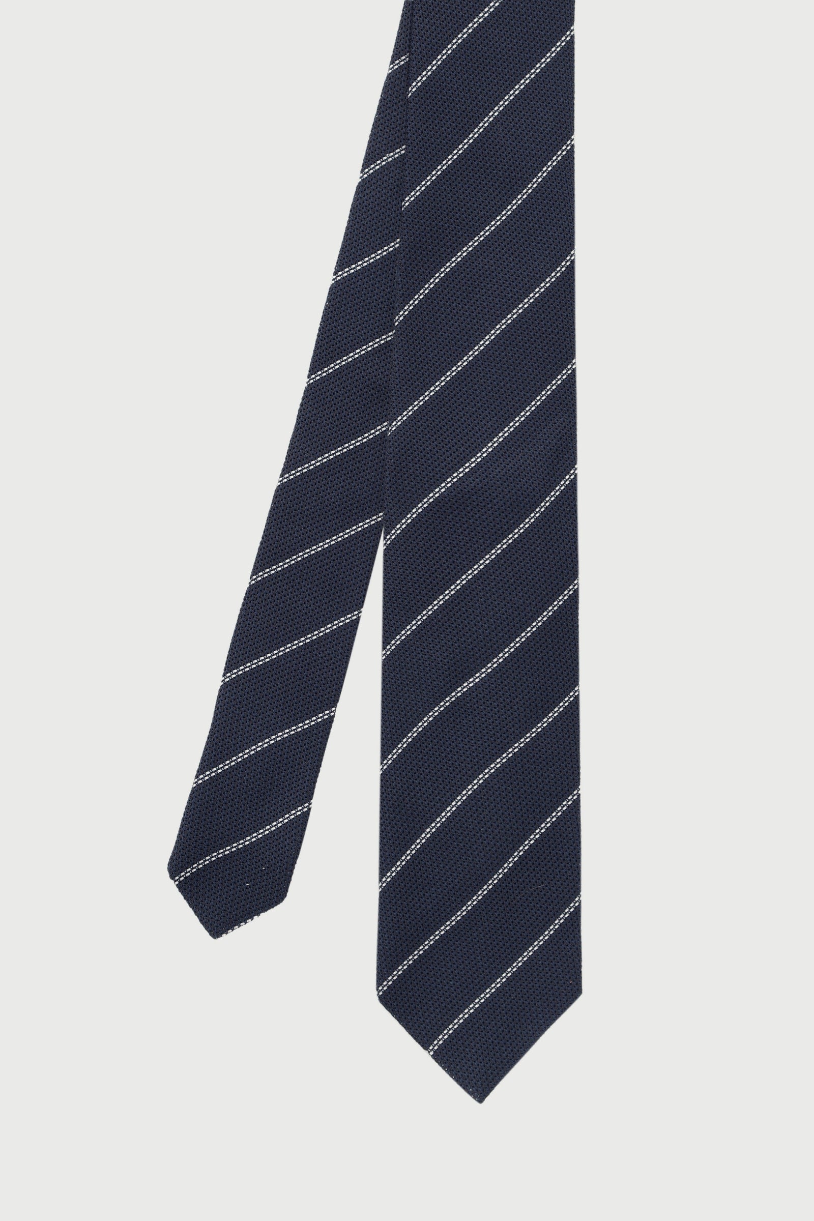 Diritto Tie