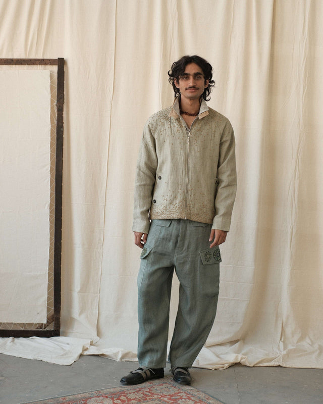Taupe