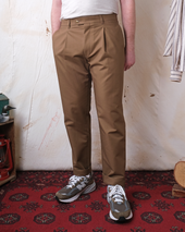 Clay Sateen Pleated Pant