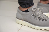 M121 Grey