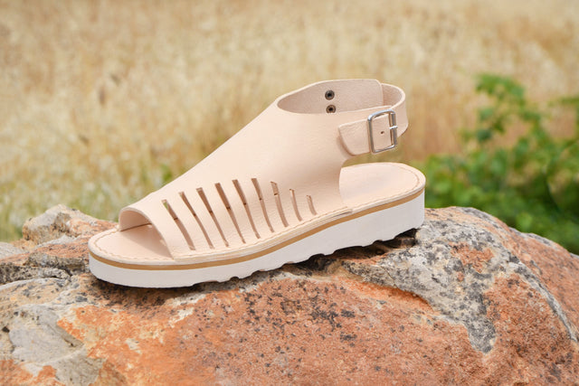 D029 Line Natural Sandals