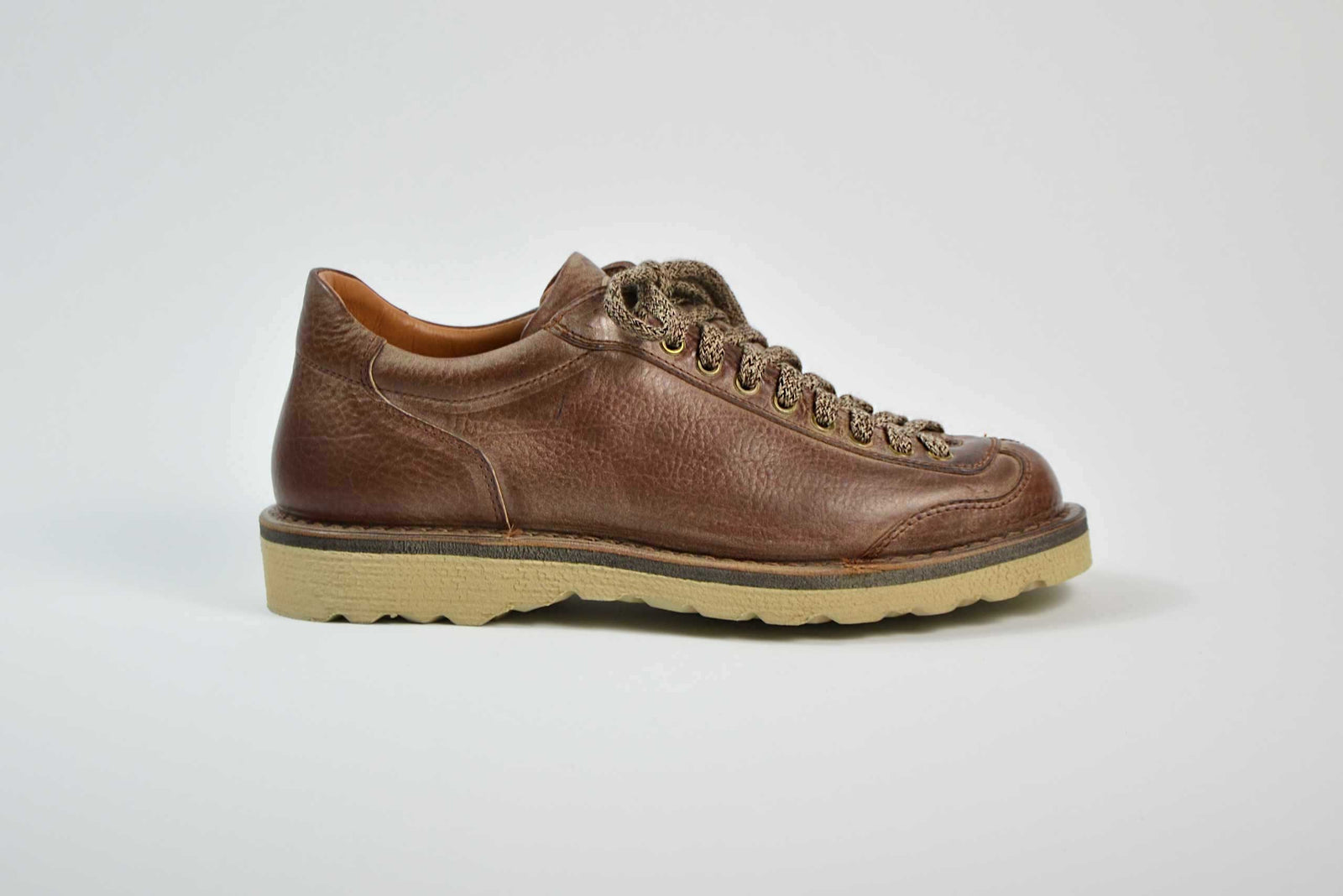 Samu Vintage Shoes