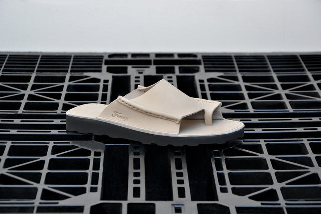 D121 Light Grey Sandals