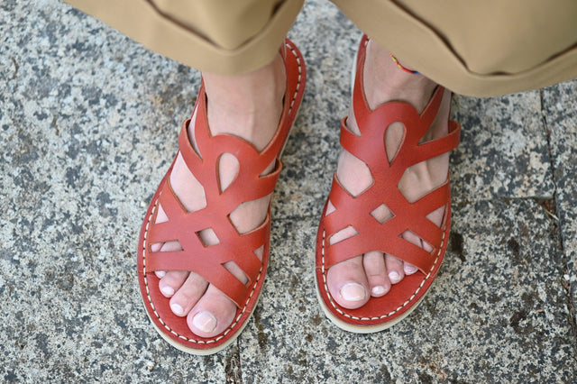 D182 Rust Sandals